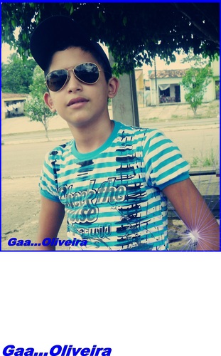 Meu nome é GABRIEL tenho 14 anos,gosto muito de dançar free step. E de namorar!!