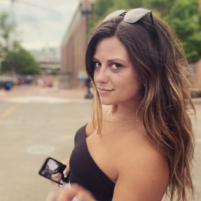 Shelby_Lew2's profile picture. be happy for no reason