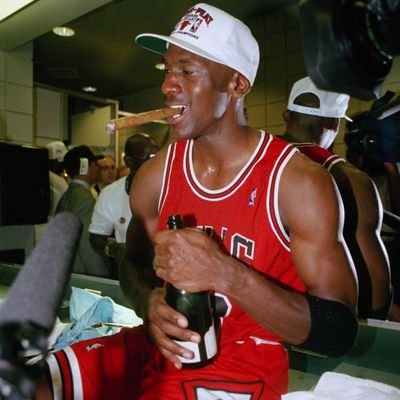 Winning has a price, and leadership has a price. 
#MichaelJordan #chicagobulls #SeeRed #nba