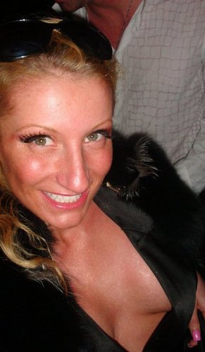 VictoriaINC's profile picture. 