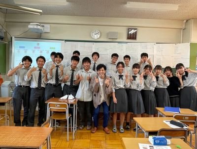 金光学園中学高等学校で行われている
「JUST SMILE PROJECT」のTwitterアカウントです。
主に日々の活動内容を投稿していきます。
プロジェクト成功の為にもぜひ、応援よろしくお願いします！