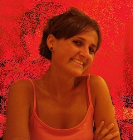 hzlgndz's profile picture. Izmir