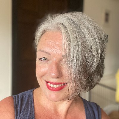 Amanda_Collagen's profile picture. #naturalbeauty #collagen #sustainablebeauty #crueltyfree #ecofriendly #dogs #books #gardening #surgicalmenopause #numerlogy