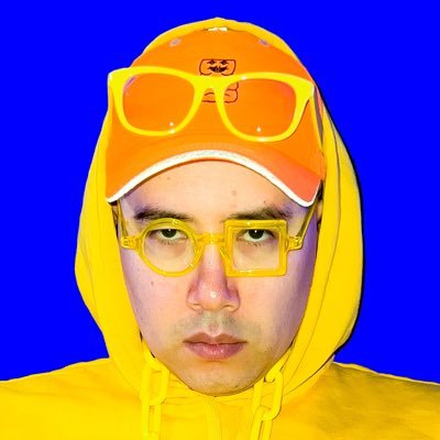 b3naqua's profile picture. artist / youtuber / virtual clown 🏳️‍🌈