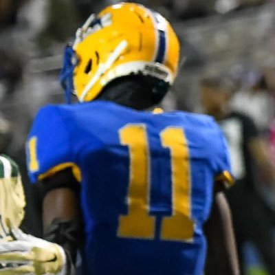 ★ ★ ★ ☆ ☆ Edge @ Miami Northwestern | 2023 | 6’4 | 236 lb | 3.9 GPA | 2X First Team All Dade | First Team All State | Florida DPOY Nominee |Toddrick05@gmail.com