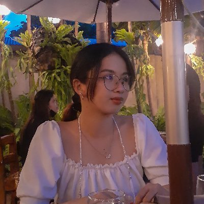 Apeyaaa_'s profile picture. 22 👑