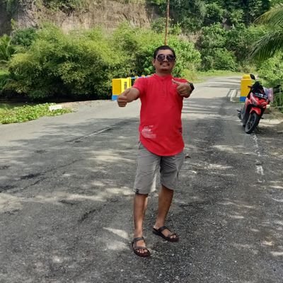 KaharRinin's profile picture. rambut