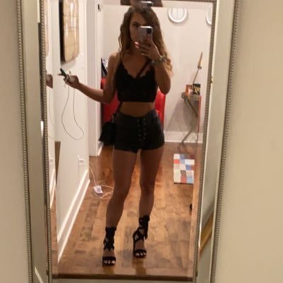 shitchlosays's profile picture. all glory to God.