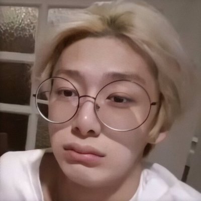 dy9601's profile picture. 