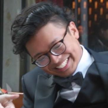 TurtellyRandom's profile picture. Knock knock