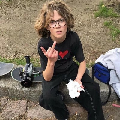 zihaocsgo's profile picture. Damn