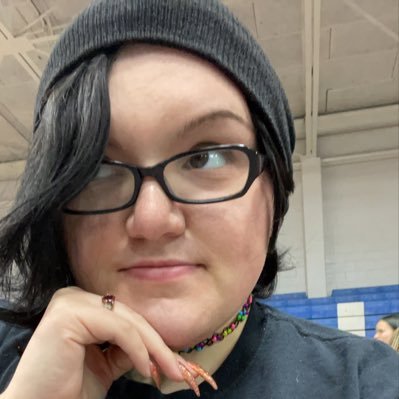 ~I still feed my insecurity when I know the cost~ ✨🖤 My dm’s are always open. 🖤 She/Her