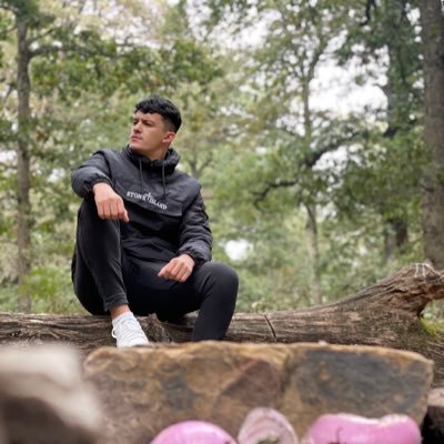 AmirBelkahla01's profile picture. On est là tranquille 🤍
