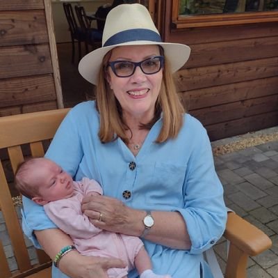 lesley_bush1's profile picture. 