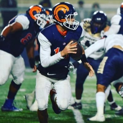 6’1 215 pound QB 3 for 2 Qualifier 3.4 GPA • AA in hand• #jucoproduct