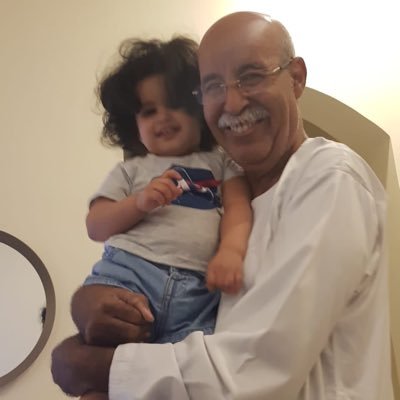 وما من كاتب الا سيفنى @ ويبقى الدهر ما كتبت يداه