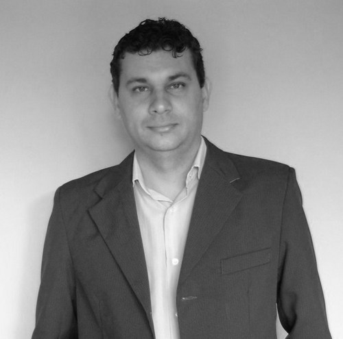 Daqui não tem mais volta....pra frente é sem saber......pequenos paraísos e riscos a correr......