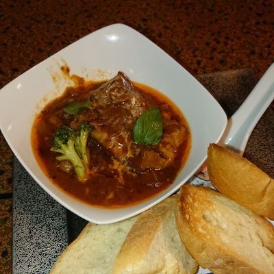 QfCjOlHRwnZiMxX's profile picture. 