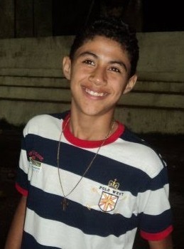 ame a vida,pois nascemos para amar...galera segue ae bjsss !!!!!