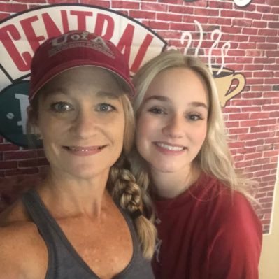 taradeakle's profile picture. Wife, mama, Bama Fan, Proud American, Lover of coffee, the beach and the color red!!! Most important I am a child of God!!!! ❤️☕️🐘🇺🇸
