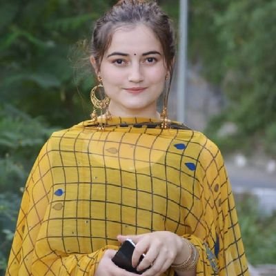 100% फॉलो बैक मिलेगा यह एक हिमाचली सिरमौरी का वादा है।।