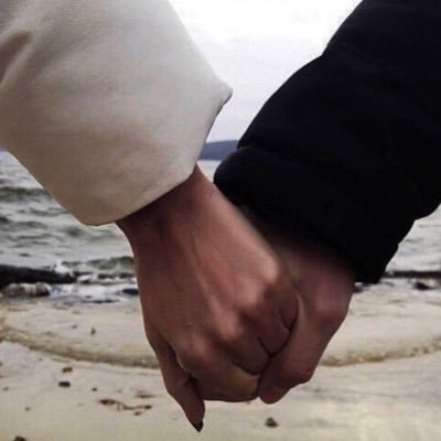 xyz19_ah's profile picture. استغفرالله واتوب اليه 🤍