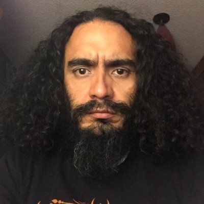 Augustoelnaco's profile picture. La máquina me ha vuelto una sombra borrosa