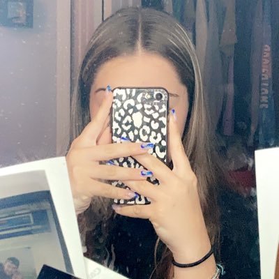 amberlyanne24's profile picture. 