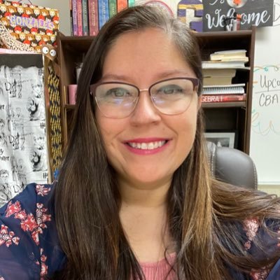 roandvicsmom's profile picture. Proud Mother of Two, Wife, Principal