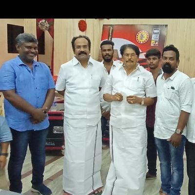 🖤❤️திராவிடத்தால் வாழ்ந்தோம்...
தந்தை பெரியார் , பேரறிஞர் அண்ணா , டாக்டர் கலைஞர் , தமிழ்நாடு முதல்வர் mkstalin ,🖤❤️