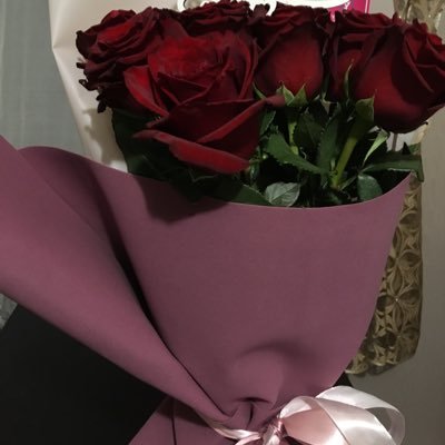 FsY8HKUy1NQHEWg's profile picture. 