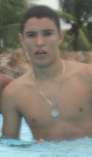 16 anos..