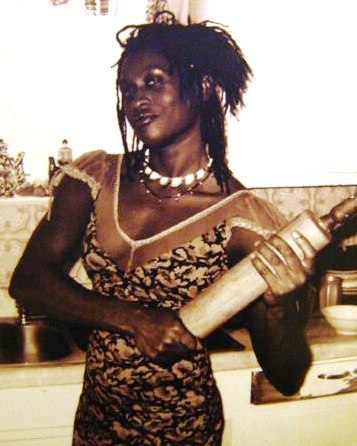 MajiqueNoir's profile picture. Performance Artist