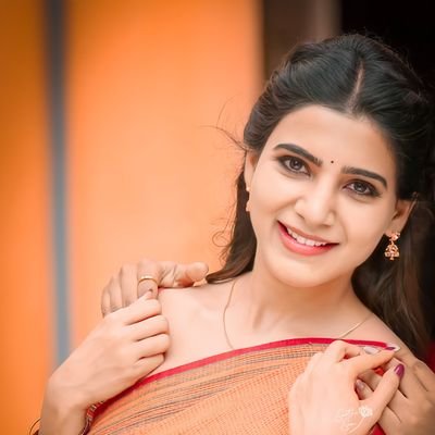 Thaara_15's profile picture. 