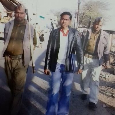 Gul Chaman Sherwani
purv sansad pratyashi
Fatehpur Sikri lok sabha Kshetra Agra