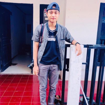 rizal_her27's profile picture. Is a mazing