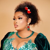 Laoshe Teniola (@tenidimplez) 's Twitter Profile