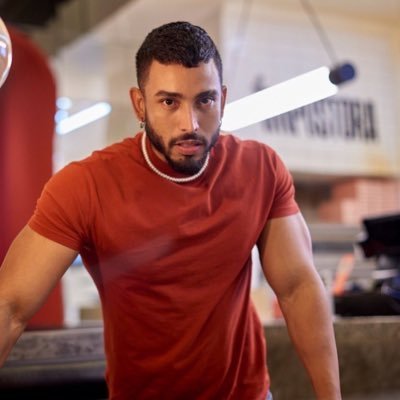 **High voltage, self destructive** Instagram: @badlui ♈️ Caribbean 🇨🇴 Digital Nomad 👨🏽💻