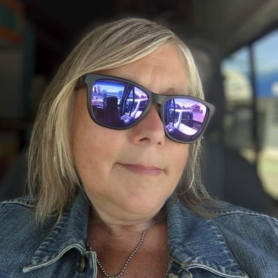 Harris/Walz. 💙🩵 She/Her Liberal, progressive, nature lover. Love is love. Women's rights are human rights. Black lives matter. 🚫DM🚫DM