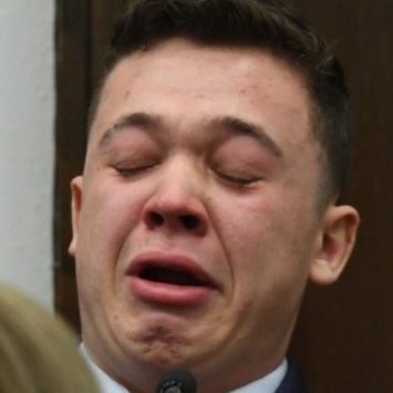 aizou_iji's profile picture. My aunt died due to COVID.

#FuckTrump for his mismanagement of this pandemic.  People died needlessly because of his greed and malfeasance.