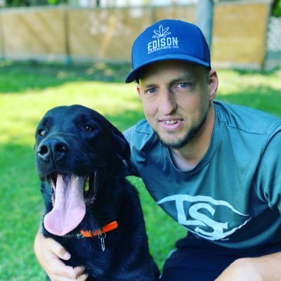 rio1389's profile picture. 06/09/1989, Painter, Golf, Softball #feb.25/2021 SD