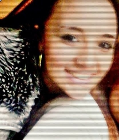 Quem me ve, me ve sorrindo e vai ser sempre assim.