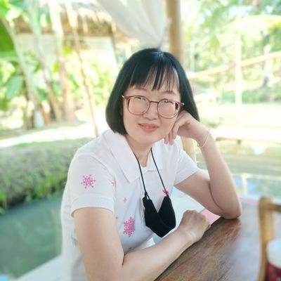 UYGRqyZE4qKBMOc's profile picture. 
