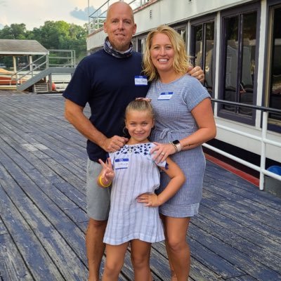 CoachAndyBaker1's profile picture. Husband to BFF Jen and DAD to my 🌎 SGB❤️!