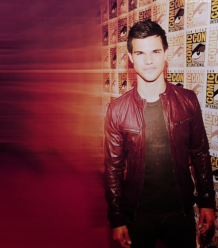 OhDamnLautner's profile picture. Don't hate me cause I am beautiful. [Taken and Bi]