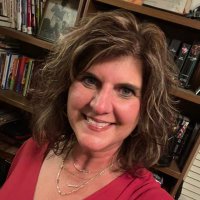 Shannon Whiteley (@whiteleyreads) 's Twitter Profile