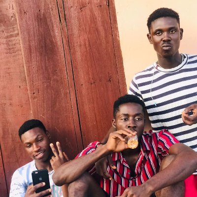 LBlackpen's profile picture. 🔙✒ drip 💧 on gad 💰 🙏