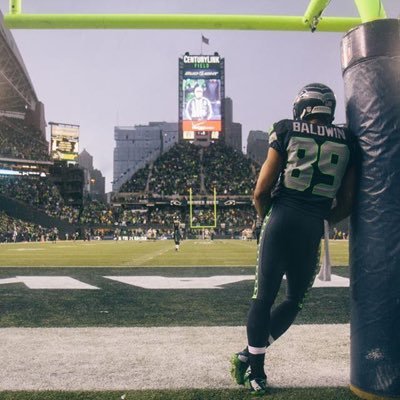 1969Vichis's profile picture. 