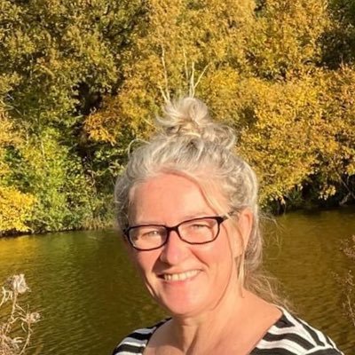 June93015060's profile picture. lecturer to future NHS staff, my thoughts are my own.