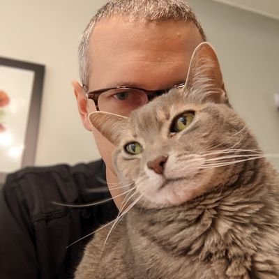 Dr_Eyeball's profile picture. Father, optometrist, nerd.